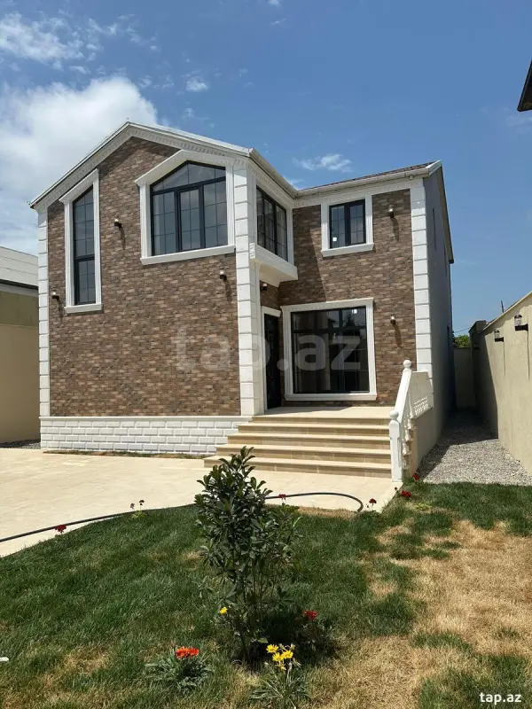 Satılır 5 otaqlı həyət evi 200 m²