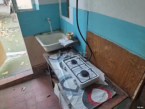 Kirayə verilir 1 otaqlı həyət evi 18 m² — Bakı, İnşaatçılar 1 otaq 18.00 m²