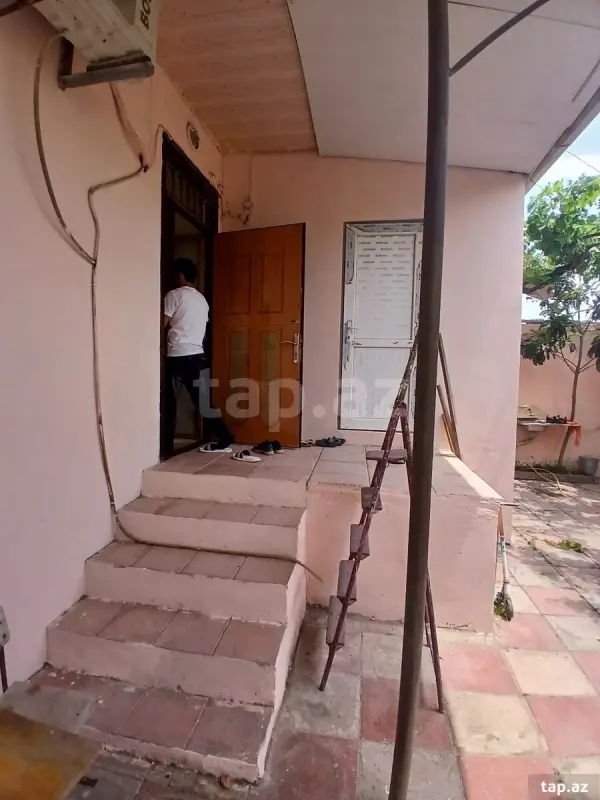 Satılır 2 otaqlı həyət evi 90 m²