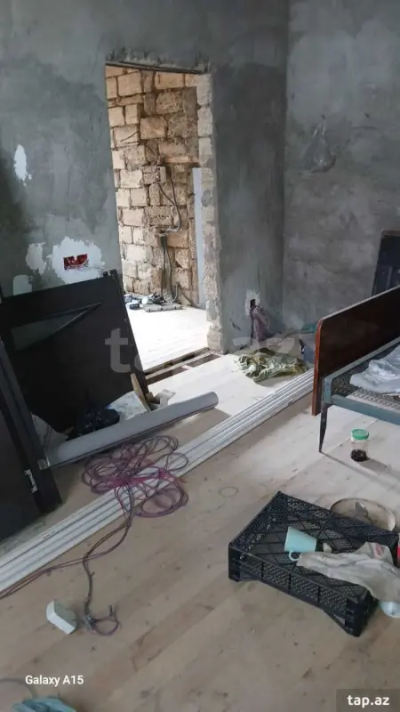 Satılır 3 otaqlı həyət evi 100 m²