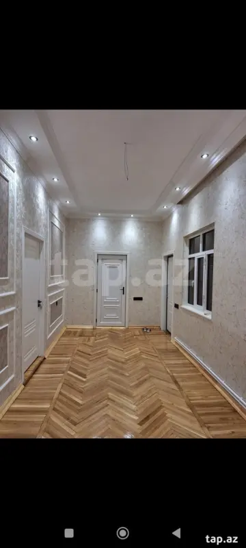 Satılır 9 otaqlı həyət evi 230 m²