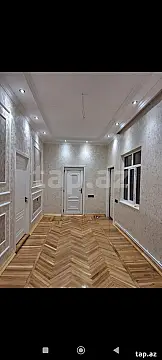 Satılır 9 otaqlı həyət evi 230 m² — Gəncə 9 otaq 230.00 m²