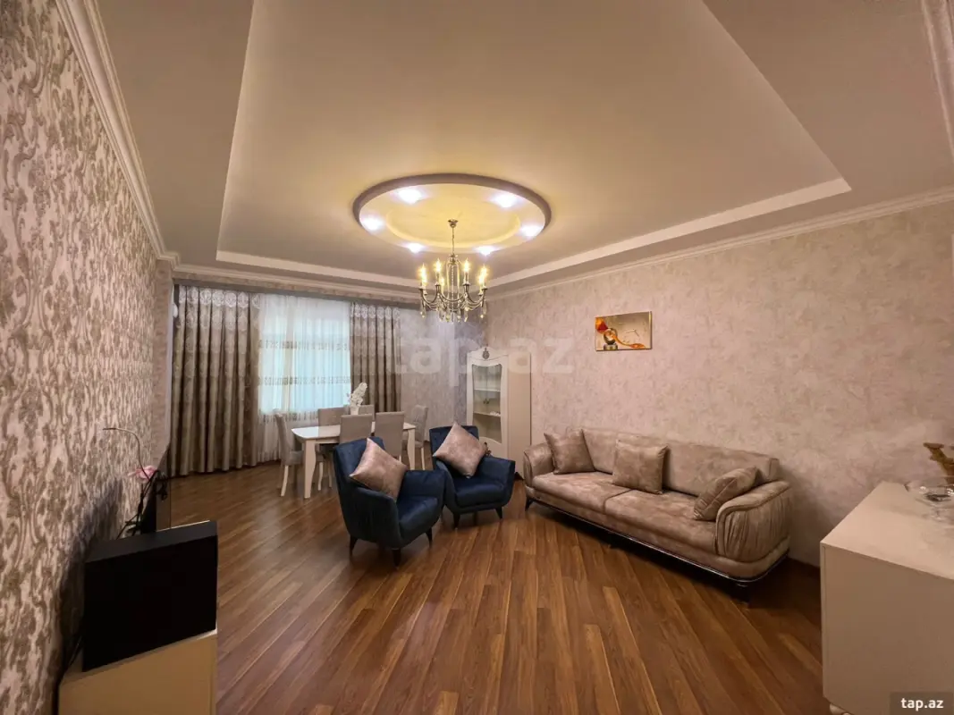 Satılır 3 otaqlı yeni tikili 128 m²