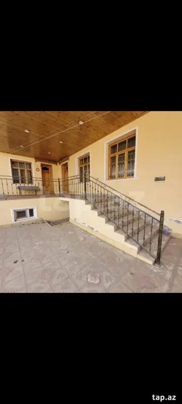 Satılır 4 otaqlı həyət evi 120 m²