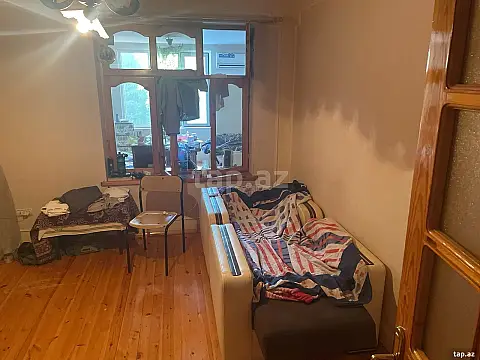 Kirayə verilir 3 otaqlı mənzil 130 m² — Bakı 3 otaq 130.00 m²