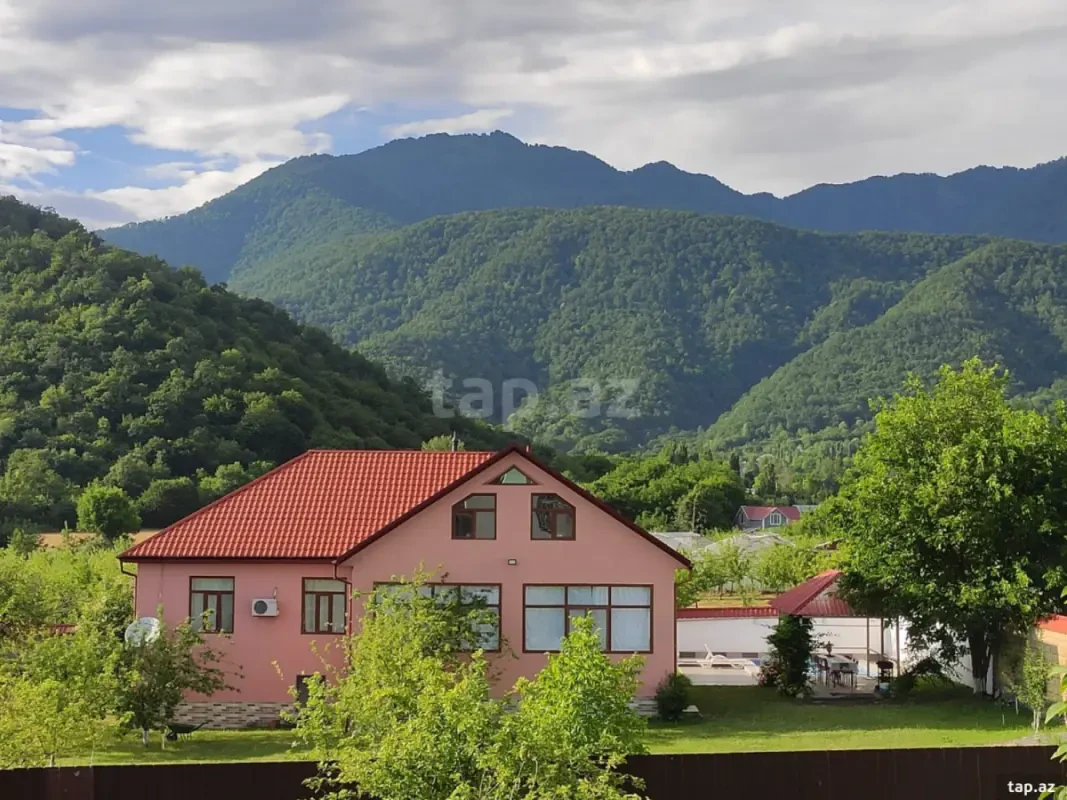 Kirayə verilir 5 otaqlı həyət evi 180 m²