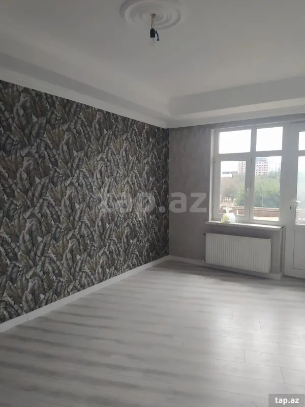 Satılır 4 otaqlı mənzil 100 m²