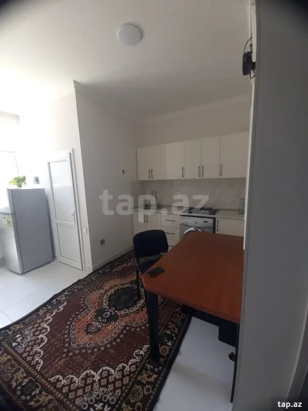 Kirayə verilir 2 otaqlı həyət evi 80 m²