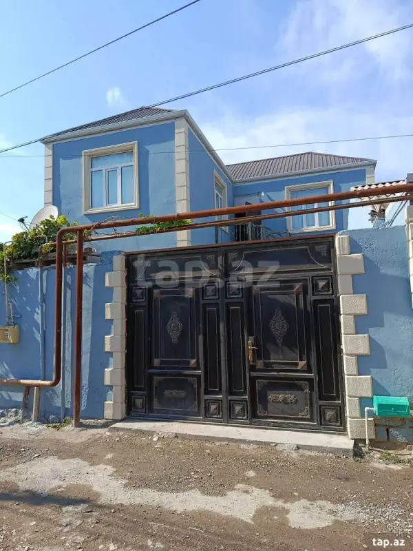 Satılır 5 otaqlı həyət evi 1500 m²