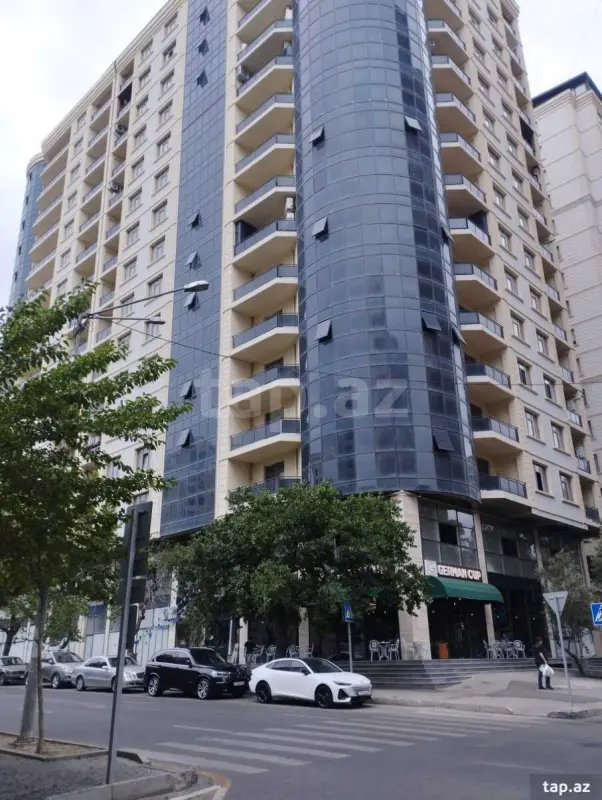 Satılır 3 otaqlı yeni tikili 140 m²