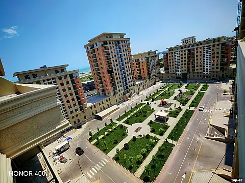 Satılır 4 otaqlı yeni tikili 300 m² — Sumqayıt 4 otaq 300.00 m²