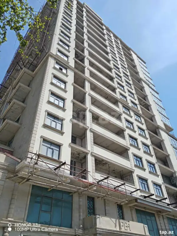 Satılır 2 otaqlı yeni tikili 115 m²