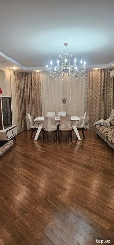 Kirayə verilir 3 otaqlı yeni tikili 140 m²