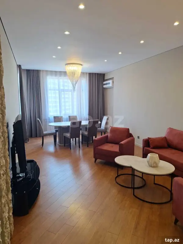 Kirayə verilir 3 otaqlı yeni tikili 107 m²