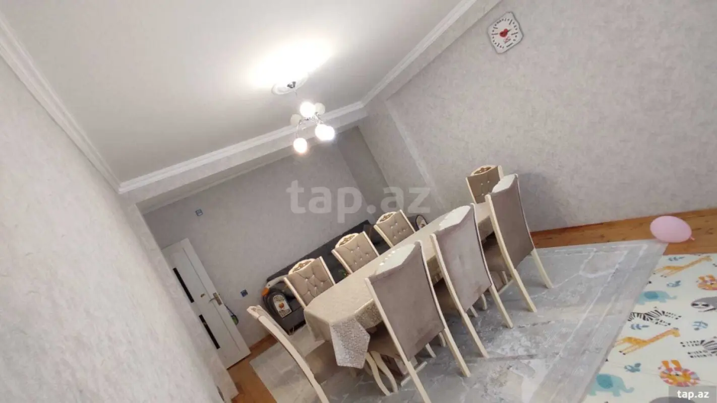 Satılır 4 otaqlı yeni tikili 110 m²