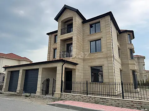 Satılır 6 otaqlı həyət evi 450 m² — Bakı, Sea Breeze 6 otaq 450.00 m²