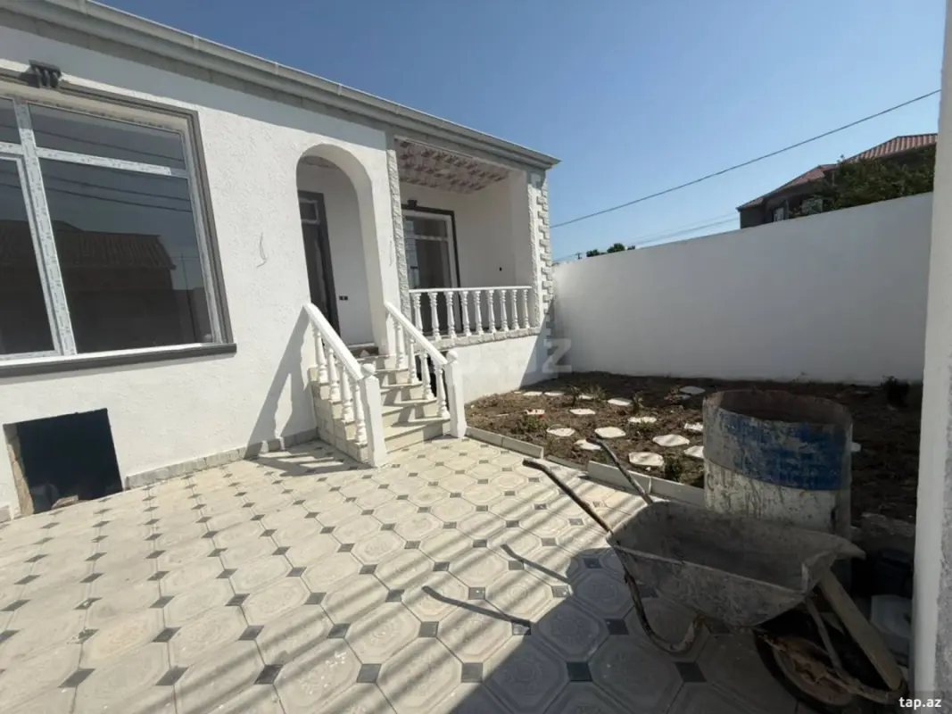 Satılır 3 otaqlı həyət evi 80 m²