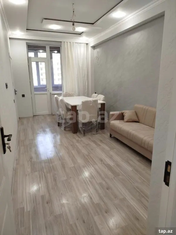 Kirayə verilir 2 otaqlı yeni tikili 68 m²