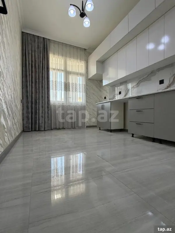 Satılır 2 otaqlı yeni tikili 60 m²