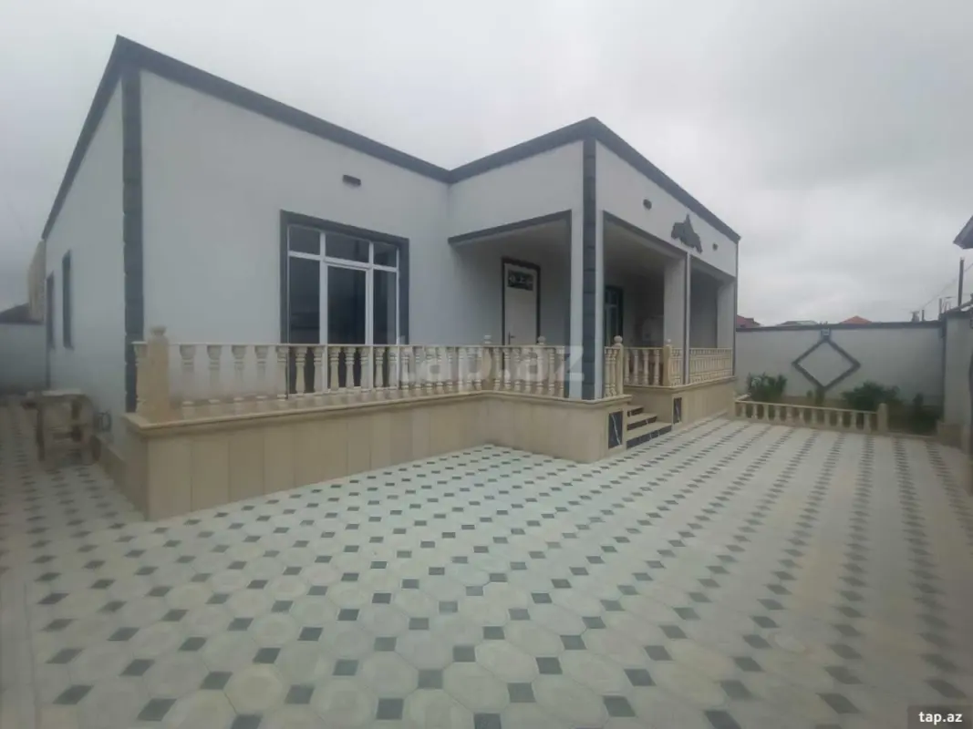 Satılır 4 otaqlı həyət evi 155 m²
