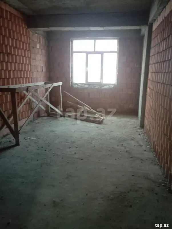 Satılır 2 otaqlı yeni tikili 76 m²