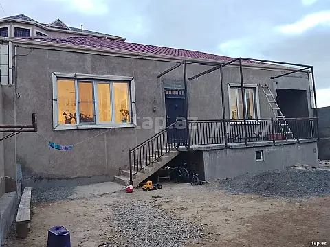 Satılır 4 otaqlı həyət evi 160 m² — Bakı, Badamdar 4 otaq 160.00 m²