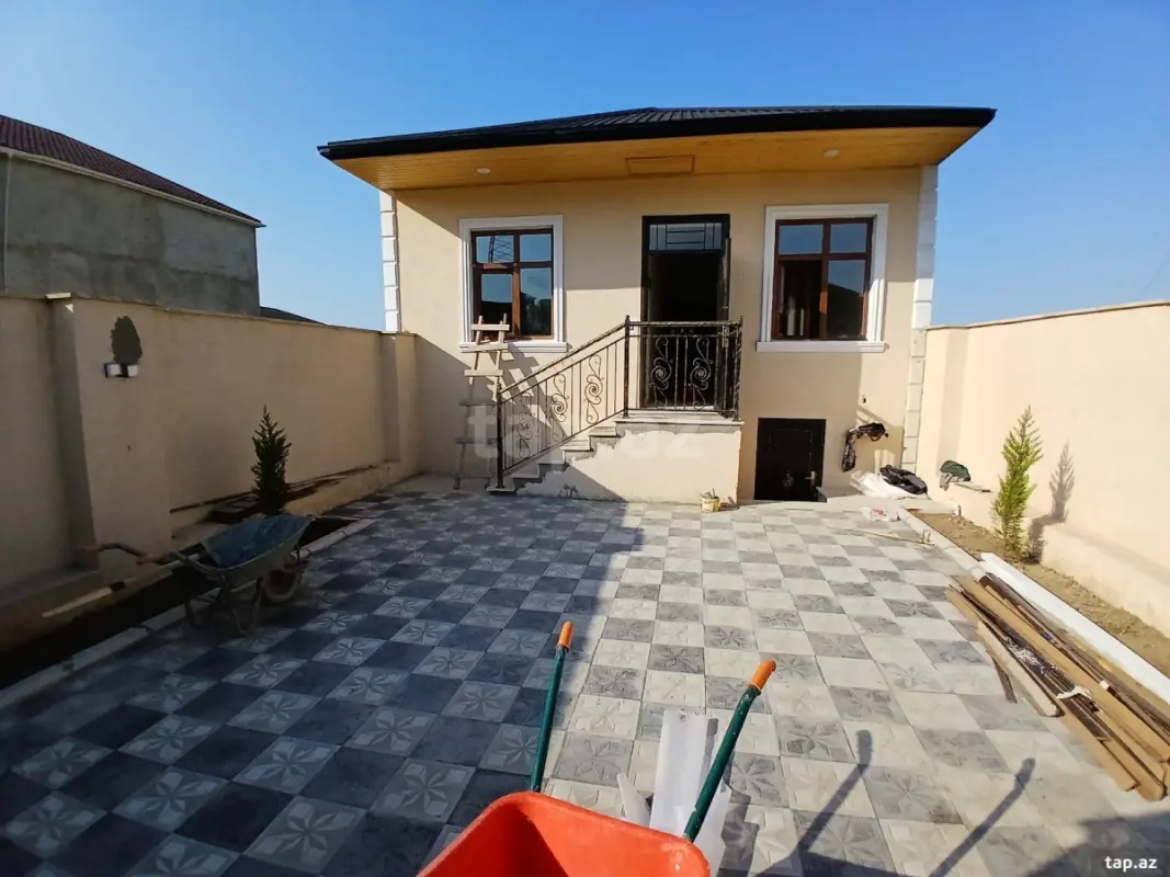 Satılır 3 otaqlı həyət evi 80 m²