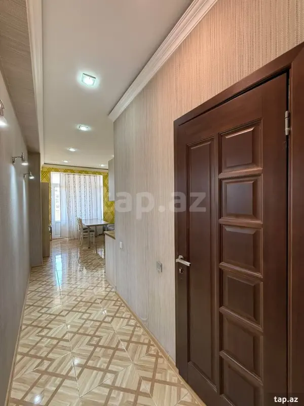 Satılır 2 otaqlı yeni tikili 76 m²