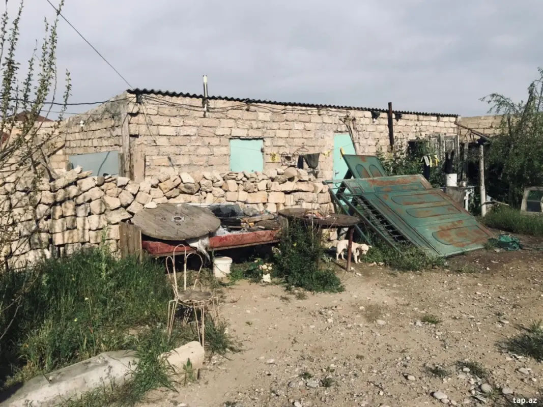 Satılır 2 otaqlı həyət evi 45 m²