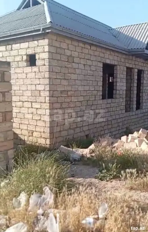 Satılır 2 otaqlı həyət evi 90 m²