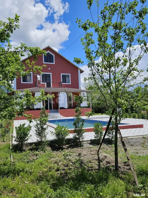 Kirayə verilir 5 otaqlı həyət evi 120 m²