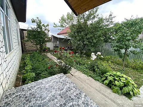Kirayə verilir 4 otaqlı həyət evi 70 m² — Quba 4 otaq 70.00 m²