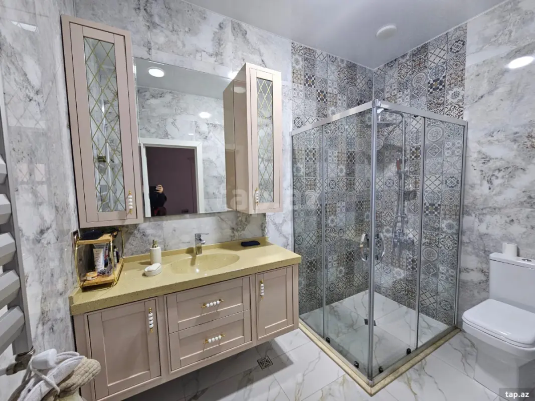 Satılır 3 otaqlı yeni tikili 133 m²