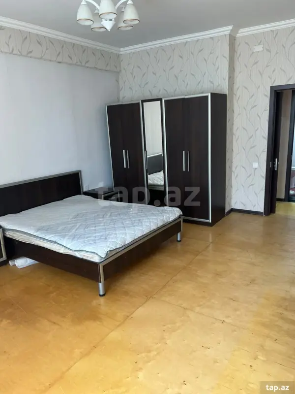Kirayə verilir 2 otaqlı yeni tikili 90 m²