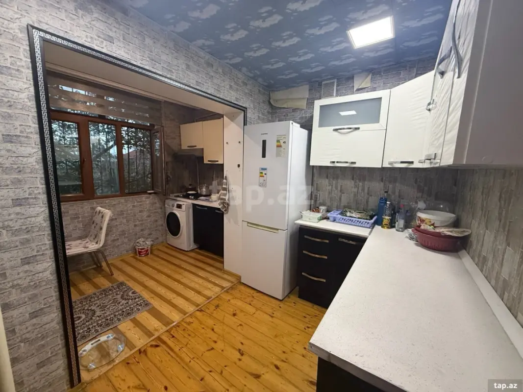 Satılır 2 otaqlı mənzil 65 m²