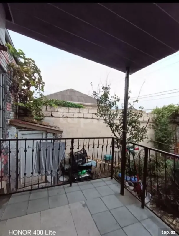 Satılır 4 otaqlı həyət evi 120 m²
