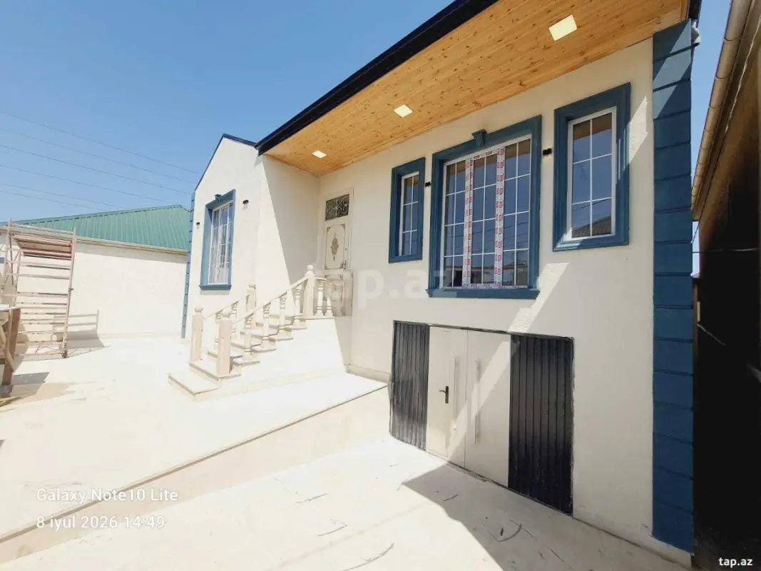 Satılır 4 otaqlı həyət evi 130 m²