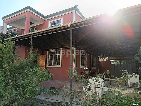 Satılır 5 otaqlı həyət evi 200 m² — Bakı, Qaraçuxur 5 otaq 200.00 m²