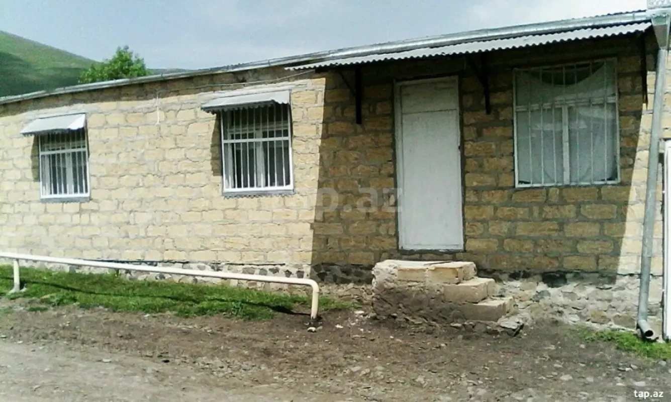 Kirayə verilir 3 otaqlı həyət evi 36 m²