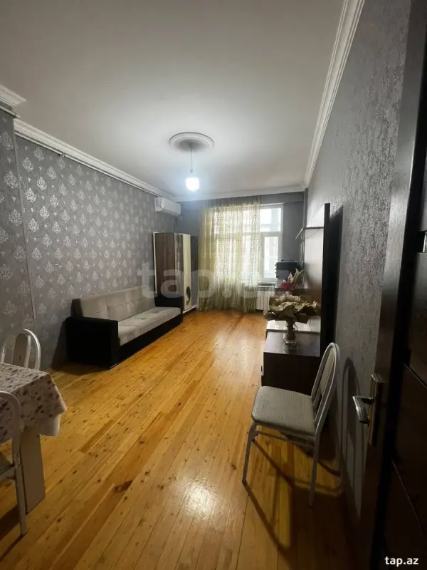 Kirayə verilir 2 otaqlı yeni tikili 65 m²