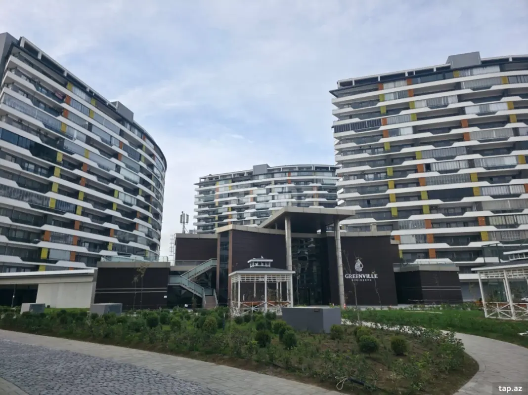 Satılır 4 otaqlı yeni tikili 166.5 m²