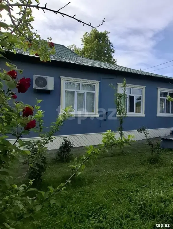Kirayə verilir 4 otaqlı həyət evi 200 m²
