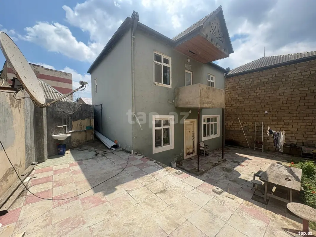 Kirayə verilir 4 otaqlı həyət evi 200 m²