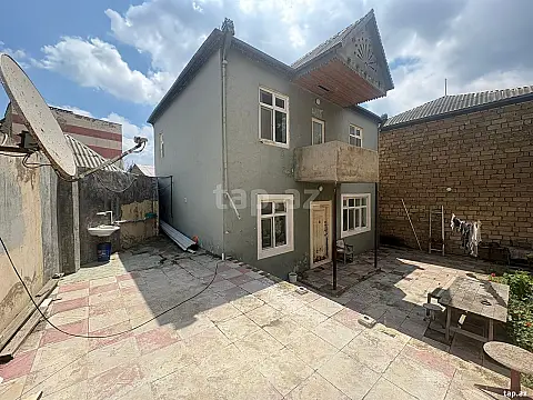 Kirayə verilir 4 otaqlı həyət evi 200 m² — Bakı 4 otaq 200.00 m²