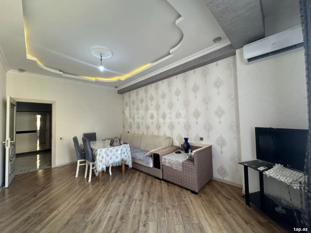 Kirayə verilir 3 otaqlı yeni tikili 75 m²