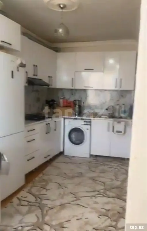 Satılır 2 otaqlı həyət evi 2000 m²