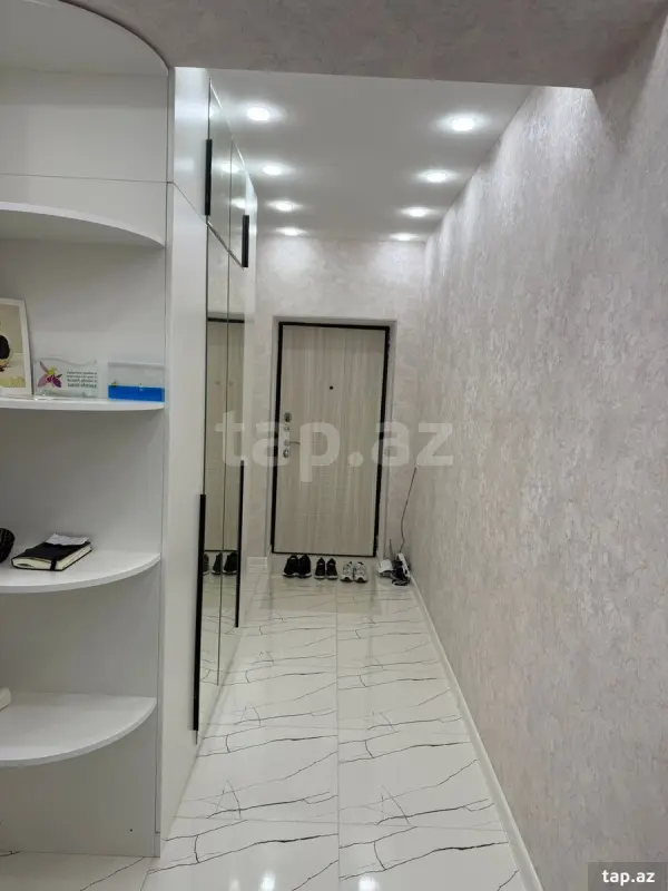 Satılır 3 otaqlı yeni tikili 97 m²