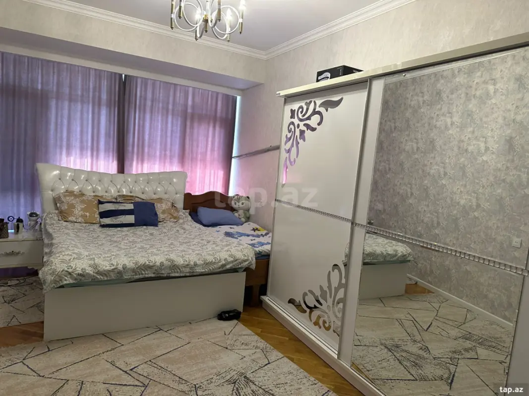 Kirayə verilir 3 otaqlı yeni tikili 110 m²