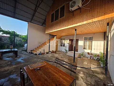 Satılır 7 otaqlı həyət evi 200 m² — Bakı 7 otaq 200.00 m²