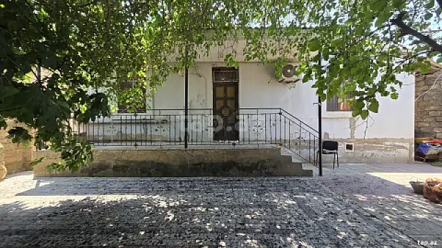 Kirayə verilir 3 otaqlı həyət evi 100 m² — Bakı, Buzovna 3 otaq 100.00 m²